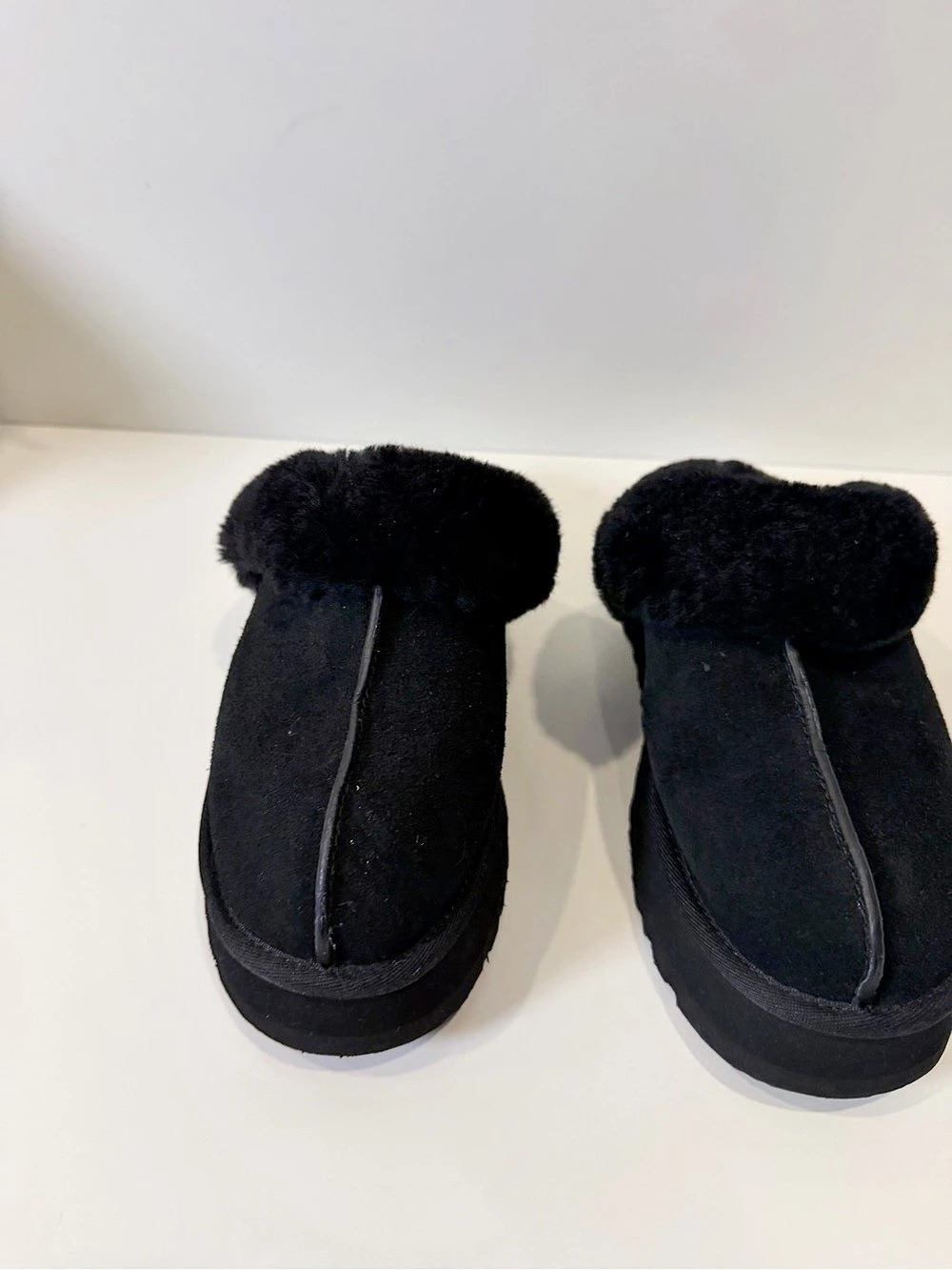 UGG Tazz Slipper Black